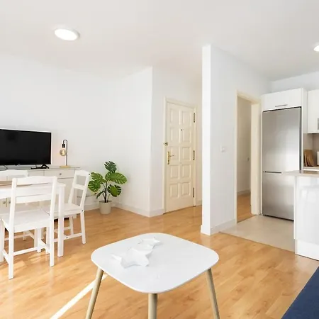 Apartamento Balcon Al Mar, Sol Y Playa En Primera Linea De Costa Candelaria