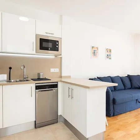 Apartamento Balcon Al Mar, Sol Y Playa En Primera Linea De Costa Candelaria